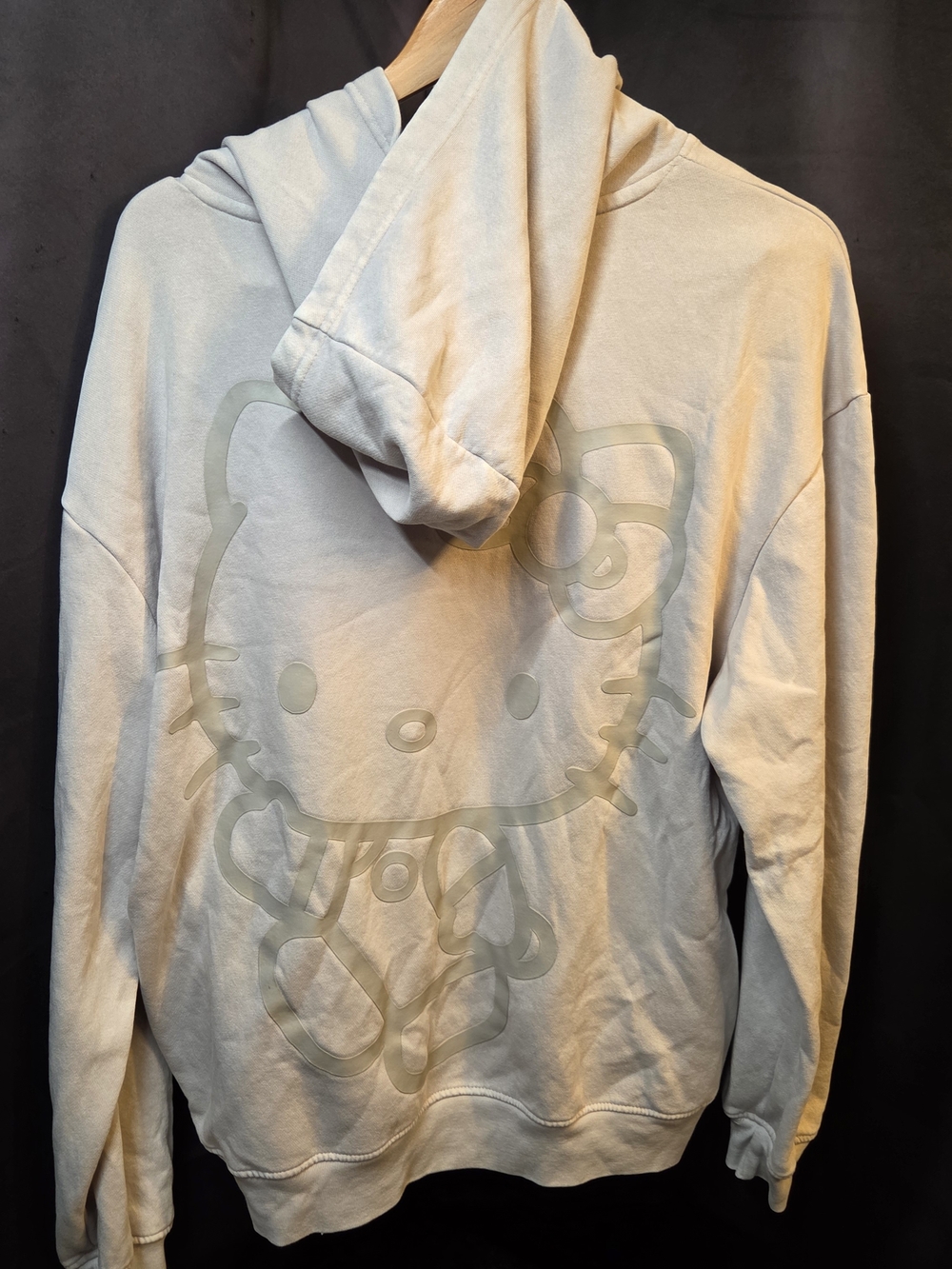 Hello Kitty Light Gray Pullover Hoodie Sweatshirt - Women's/Men's Sweater